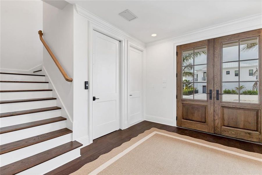 Spacious, unfurnished interior of a new home in , Boca Grande (Image 62).