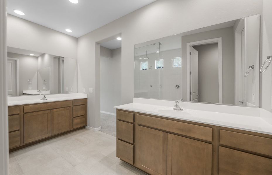 Furnished interior view inside a new home in El Rancho Santa Rosa, Maricopa (Image 8).