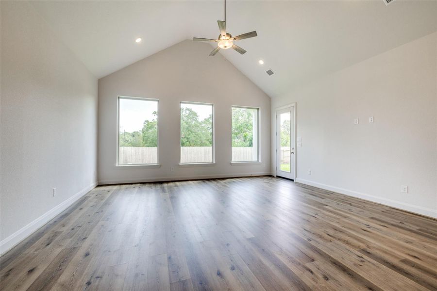 Spacious, unfurnished interior of a new home in , Sealy (Image 28).