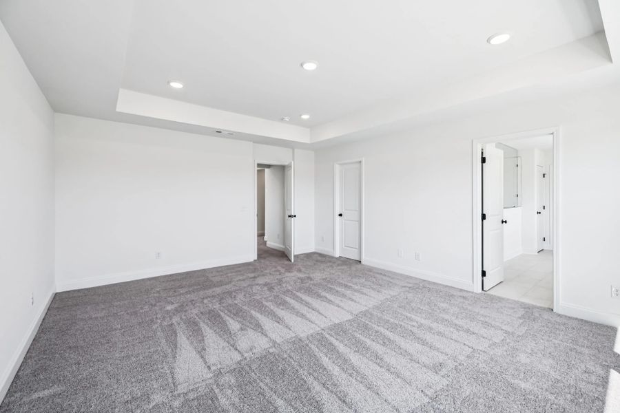 Spacious, unfurnished interior of a new home in Willow Landing, Mount Juliet (Image 39).