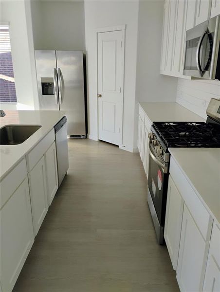 Furnished interior view inside a new home in Cypress Creek: Classic Collection, Princeton (Image 32). Furnished interior view inside a new home in Cypress Creek: Classic Collection, Princeton (Image 32).