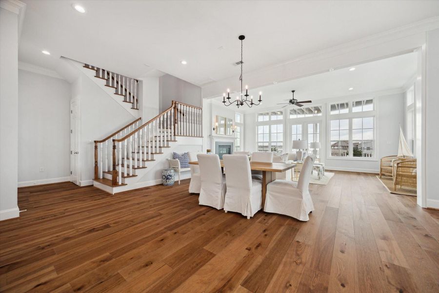 Beautiful open floor plan with expansive views of Clear Lake. Perfect for entertaining!