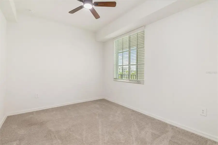 Spacious, unfurnished interior of a new home in , Venice (Image 26).