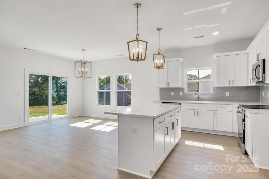 Furnished interior view inside a new home in , Kannapolis (Image 8).