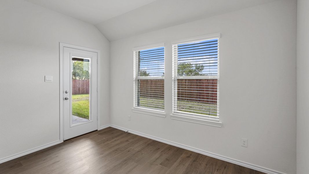 Spacious, unfurnished interior of a new home in Waverly Estates, Josephine (Image 16).