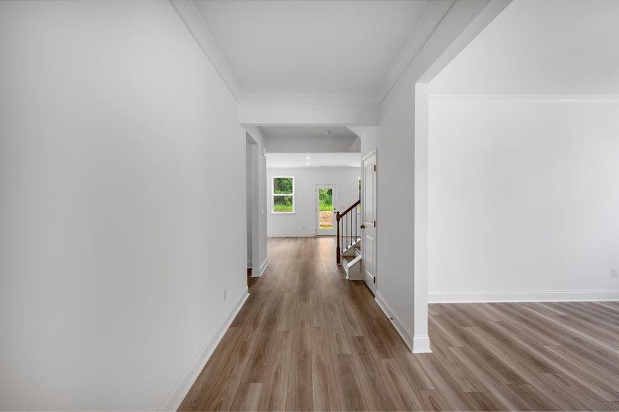 Spacious, unfurnished interior of a new home in Bennett Farm, Loganville (Image 12).