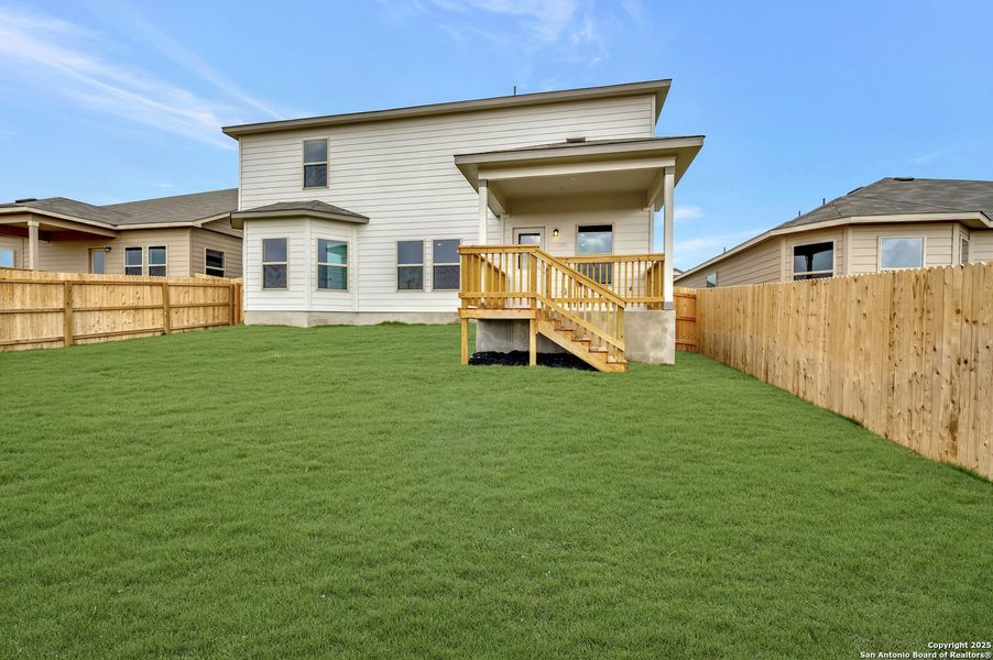 Exterior details and patio area of a home in Paloma Park, Converse (Image 20).