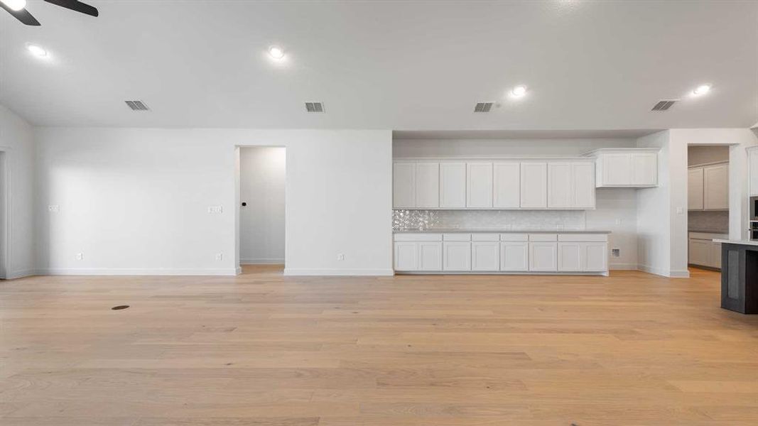 Spacious, unfurnished interior of a new home in North Sky 65', Celina (Image 11). Spacious, unfurnished interior of a new home in North Sky 65', Celina (Image 11).