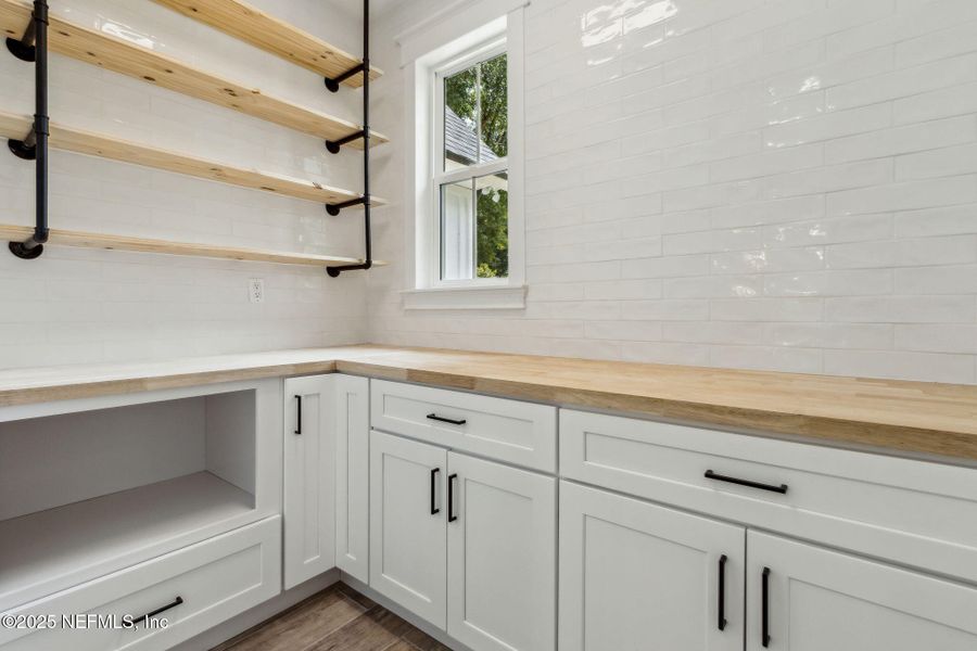 Furnished interior view inside a new home in , Fernandina Beach (Image 17).