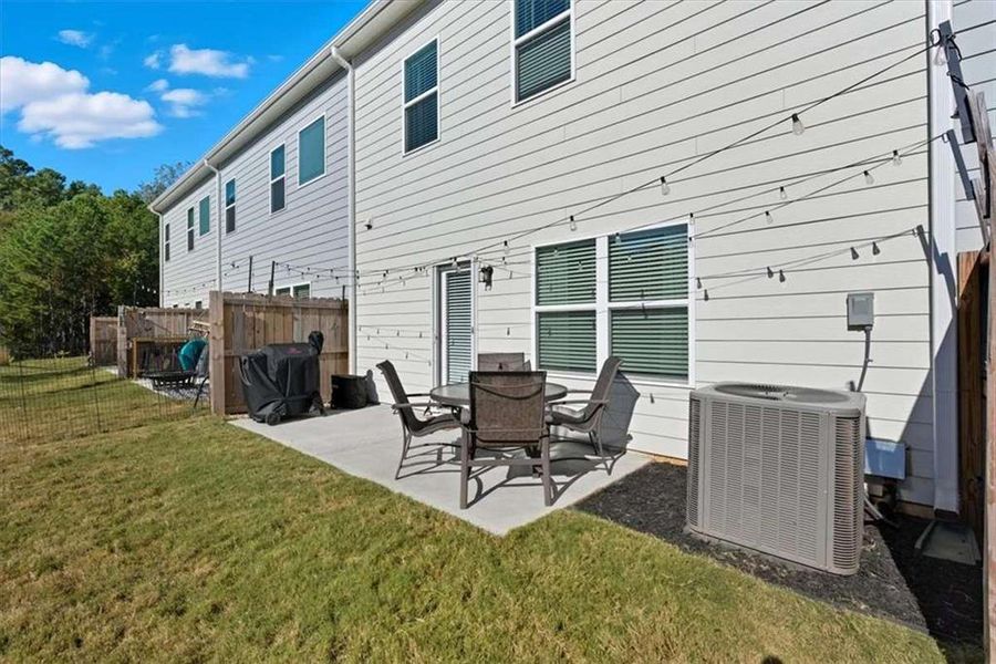 Exterior details and patio area of a home in , Jasper (Image 24).