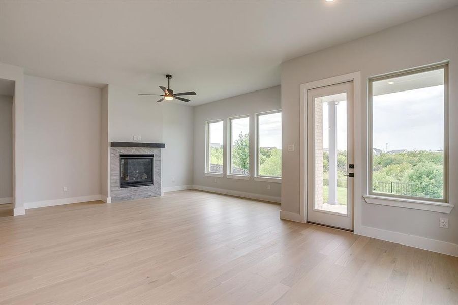 Spacious, unfurnished interior of a new home in Talon Hills, Fort Worth (Image 19). Spacious, unfurnished interior of a new home in Talon Hills, Fort Worth (Image 19).