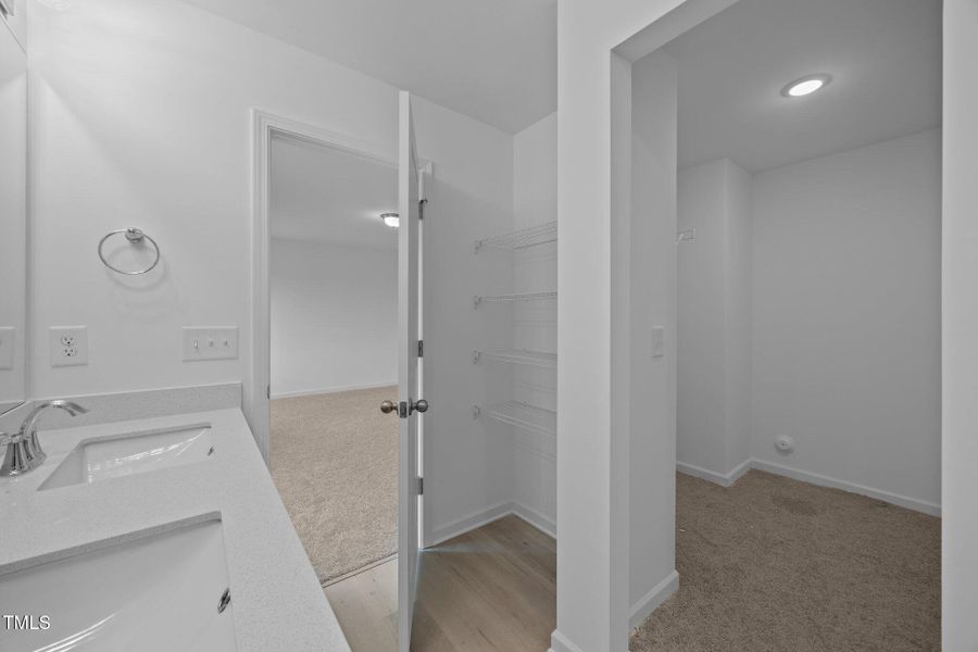 20-web-or-mls-3615 NC 62 Burlington - Ra