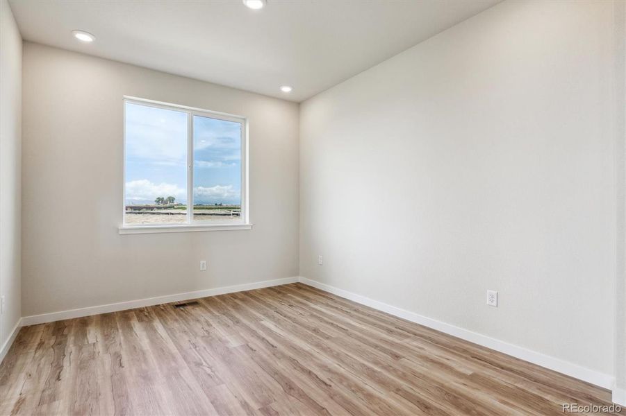 Spacious, unfurnished interior of a new home in Red Barn Meadows, Mead (Image 15).