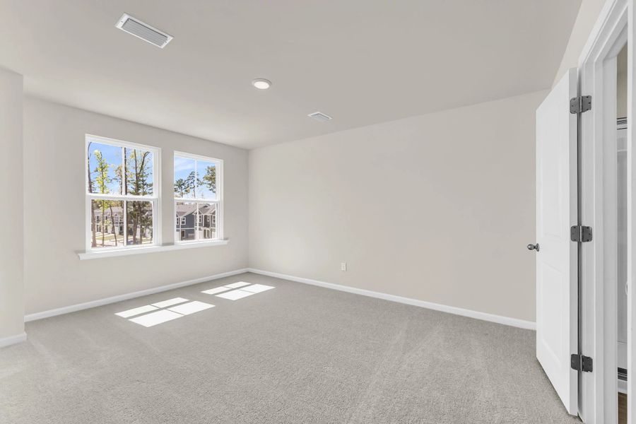 Spacious, unfurnished interior of a new home in Windward Village, Summerville (Image 8). Spacious, unfurnished interior of a new home in Windward Village, Summerville (Image 8).