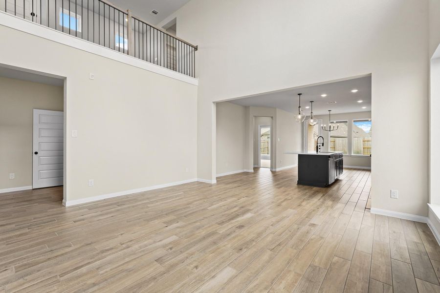 Spacious, unfurnished interior of a new home in Elyson, Katy (Image 11). Spacious, unfurnished interior of a new home in Elyson, Katy (Image 11).