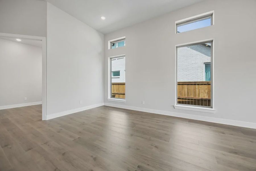 Spacious, unfurnished interior of a new home in The Grove Frisco, Frisco (Image 20).