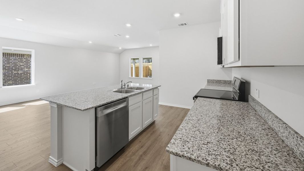 Representative furnished interior of a home built from the Clarke by D.R. Horton in Sweetwater Springs, Sherman (Image 7).