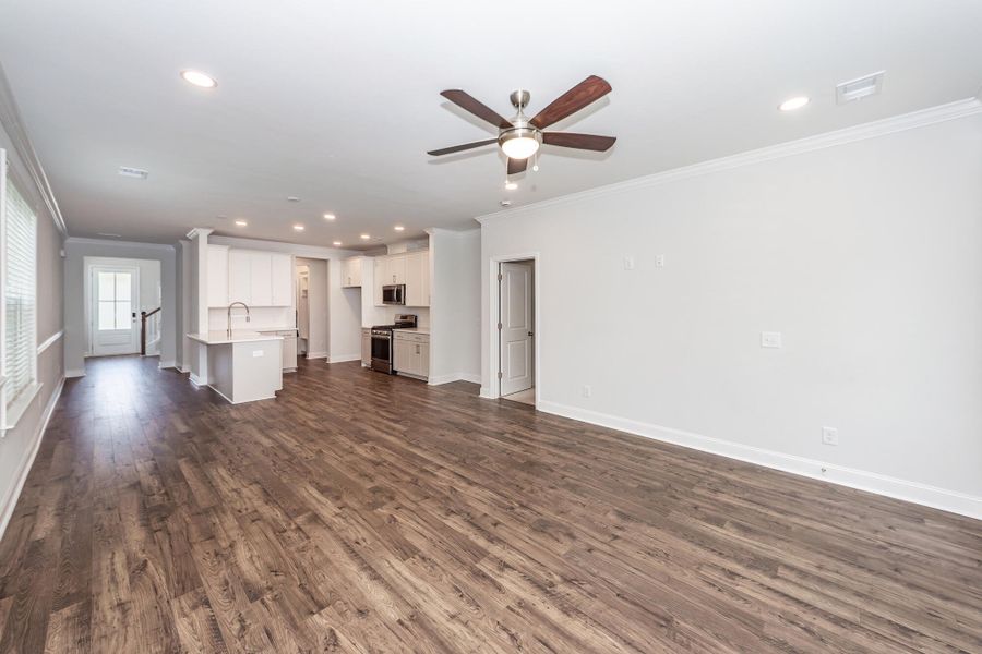 Spacious, unfurnished interior of a new home in Hampton Woods, Summerville (Image 33). Spacious, unfurnished interior of a new home in Hampton Woods, Summerville (Image 33).