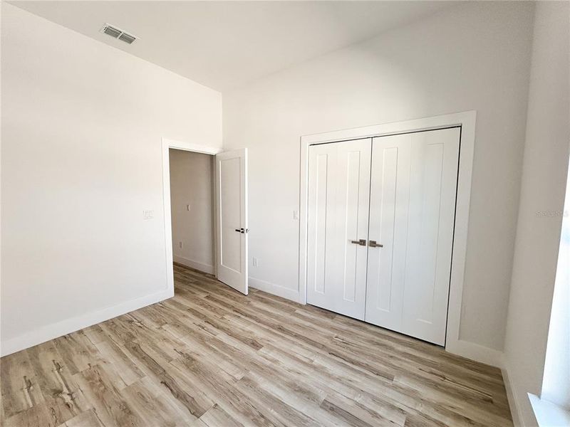 Spacious, unfurnished interior of a new home in , Crystal Beach (Image 19).