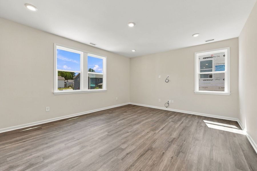 Spacious, unfurnished interior of a new home in Neill's Pointe, Angier (Image 17).