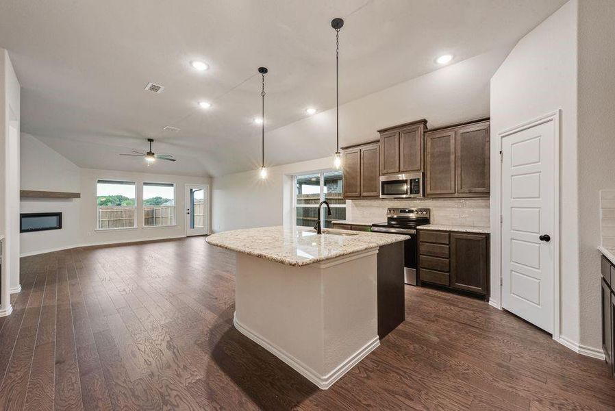 El Dorado-Concept 1849--261 Coronado Court-Kitchen1-Risewell Homes