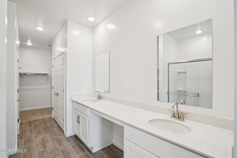 30-web-or-mls-W Kenner Dr-S1004-030