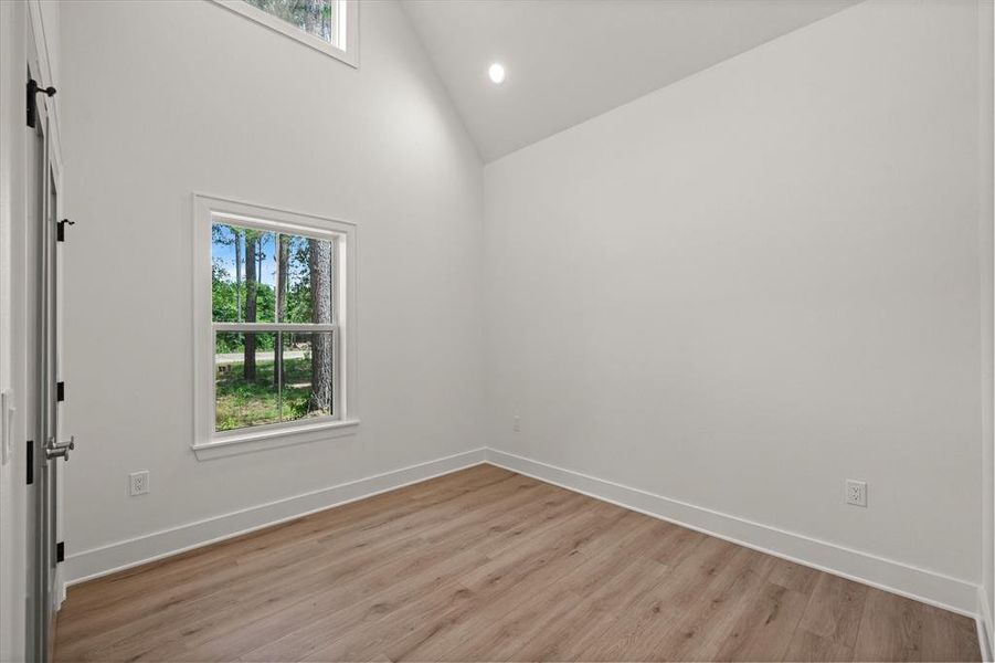 Spacious, unfurnished interior of a new home in , Grand Saline (Image 34).