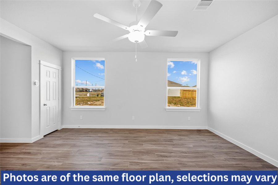 Spacious, unfurnished interior of a new home in Lexington Heights, Willis (Image 5). Spacious, unfurnished interior of a new home in Lexington Heights, Willis (Image 5).
