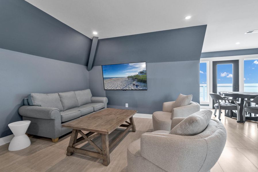 Furnished interior view inside a new home in , Edisto Island (Image 13).