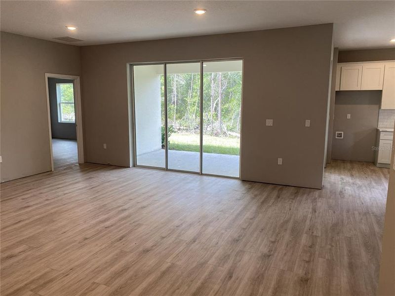 Spacious, unfurnished interior of a new home in , Brooksville (Image 24).