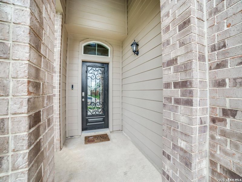 Exterior details and patio area of a home in , San Antonio (Image 4).