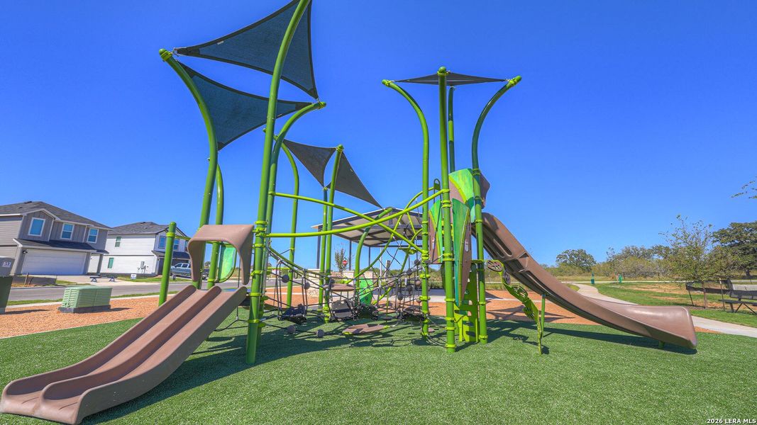 Community amenities in Ladera, Luling (Image 31). Community amenities in Ladera, Luling (Image 31).