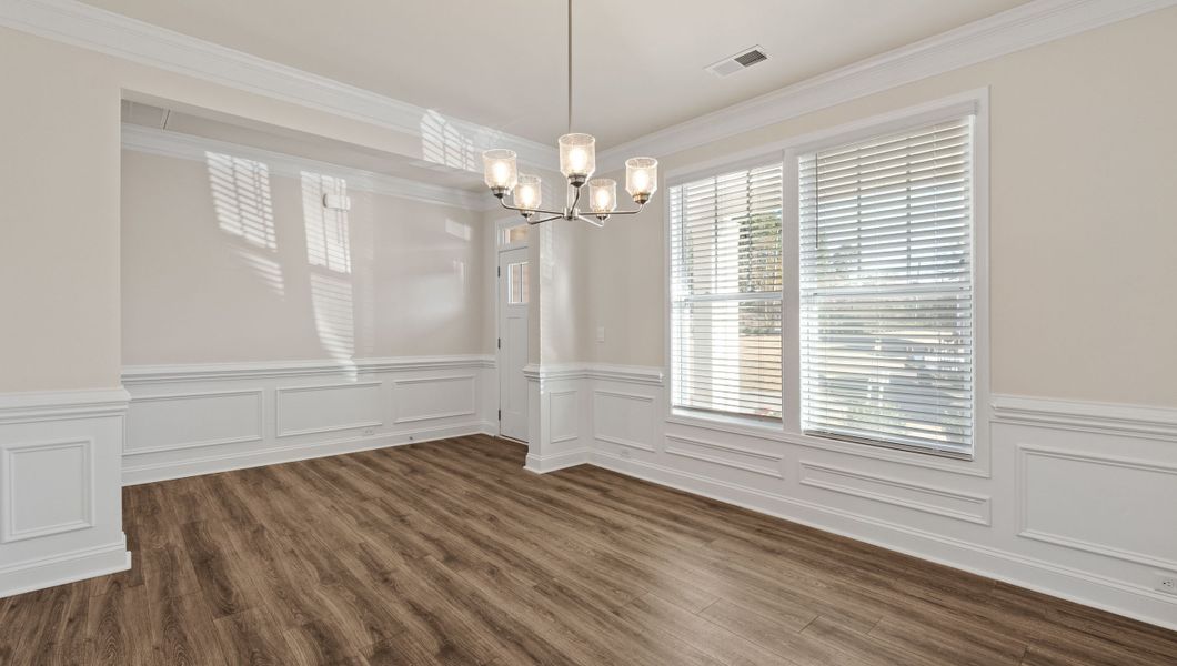 Spacious, unfurnished interior of a new home in Seven Oaks, Greenwood (Image 19).