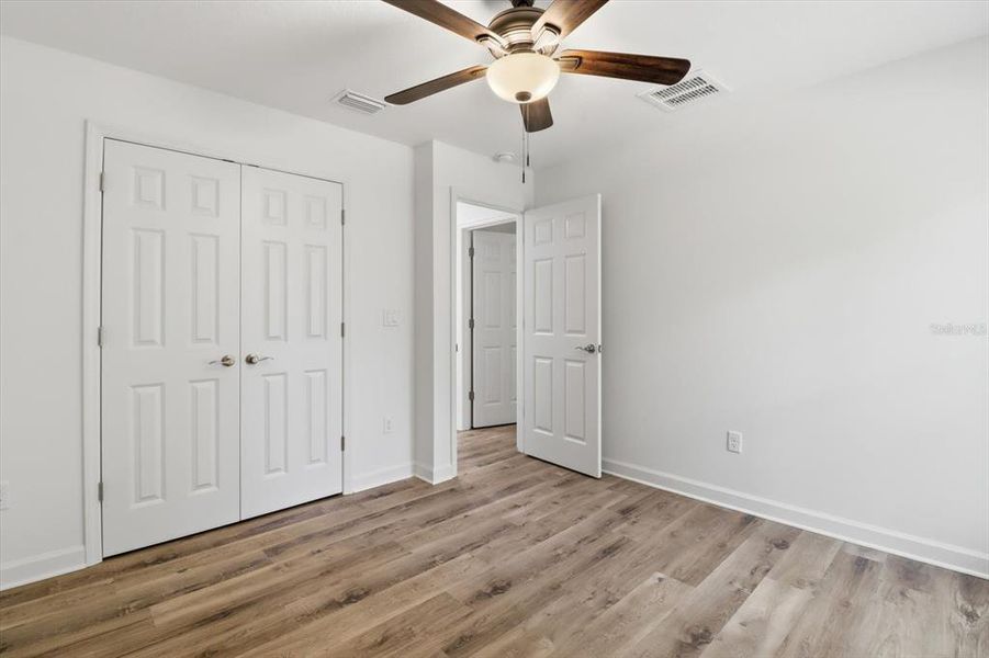 Spacious, unfurnished interior of a new home in , Crystal River (Image 38).