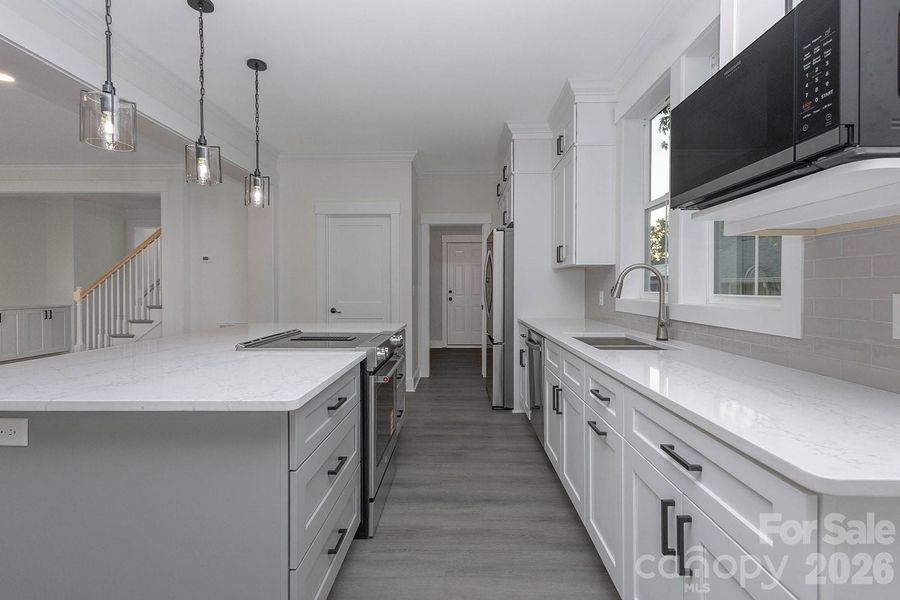 Furnished interior view inside a new home in , Kings Mountain (Image 8).