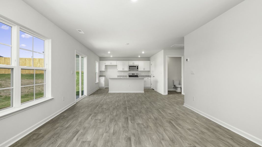 Spacious, unfurnished interior of a new home in Havencrest, Greensboro (Image 14).