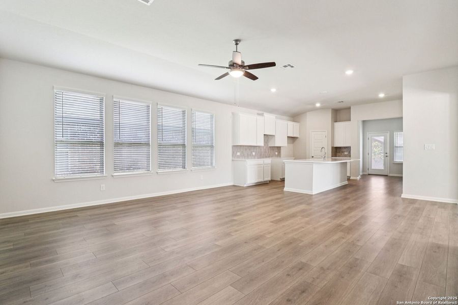 Spacious, unfurnished interior of a new home in Kallison Ranch, San Antonio (Image 12).
