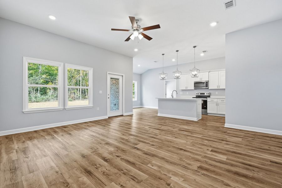 Spacious, unfurnished interior of a new home in Southern Charm, Crestview (Image 21).