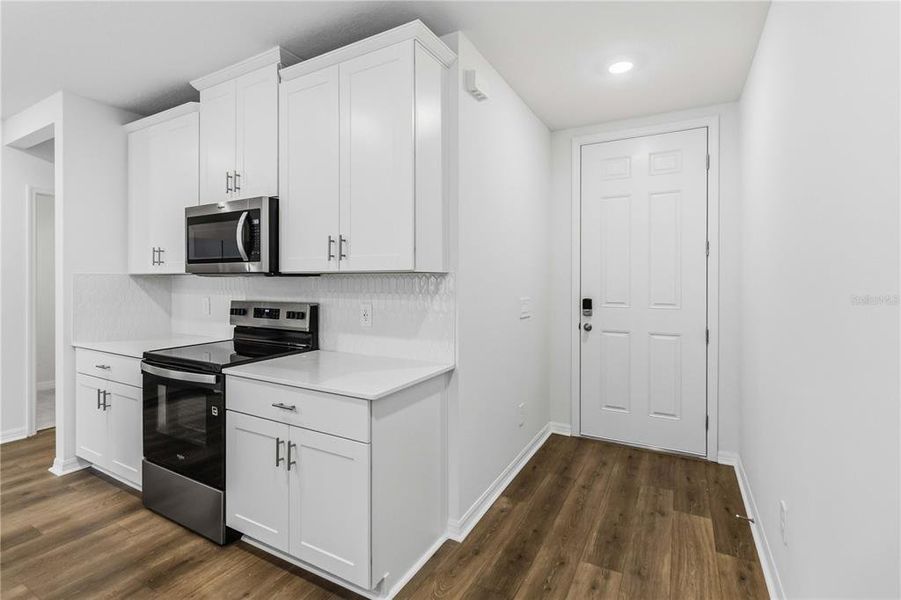 Furnished interior view inside a new home in , St. Cloud (Image 14).
