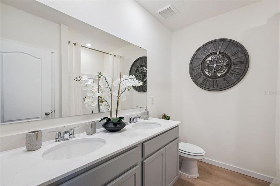 Furnished interior view inside a new home in Oak Pointe, Apopka (Image 18).