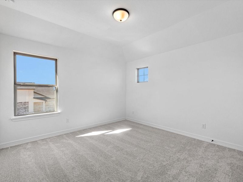 Spacious, unfurnished interior of a new home in Emory Glen, Magnolia (Image 19).