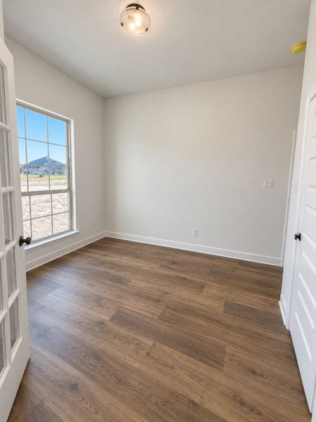 Spacious, unfurnished interior of a new home in Terra Vista Estates, Springtown (Image 12).