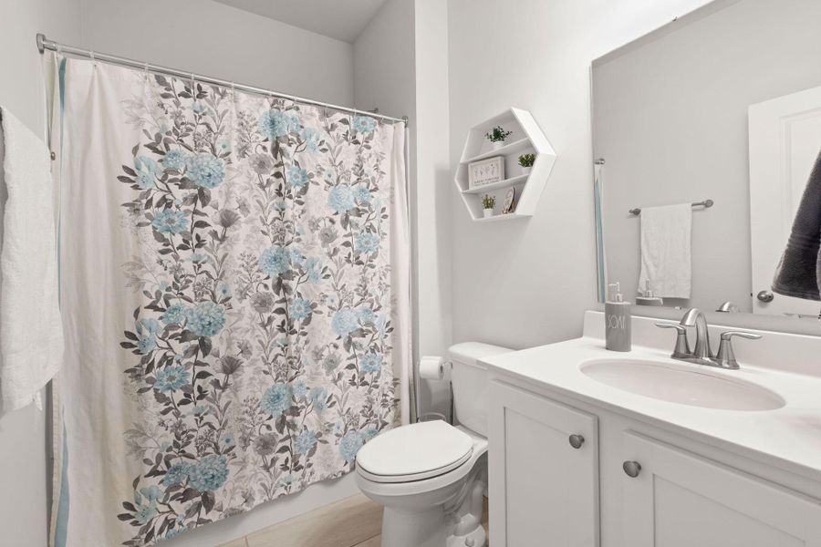 Furnished interior view inside a new home in The Ponds, Summerville (Image 35). Furnished interior view inside a new home in The Ponds, Summerville (Image 35).