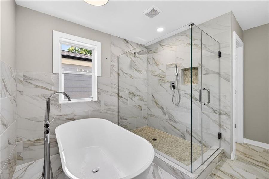 Furnished interior view inside a new home in , Hapeville (Image 19).