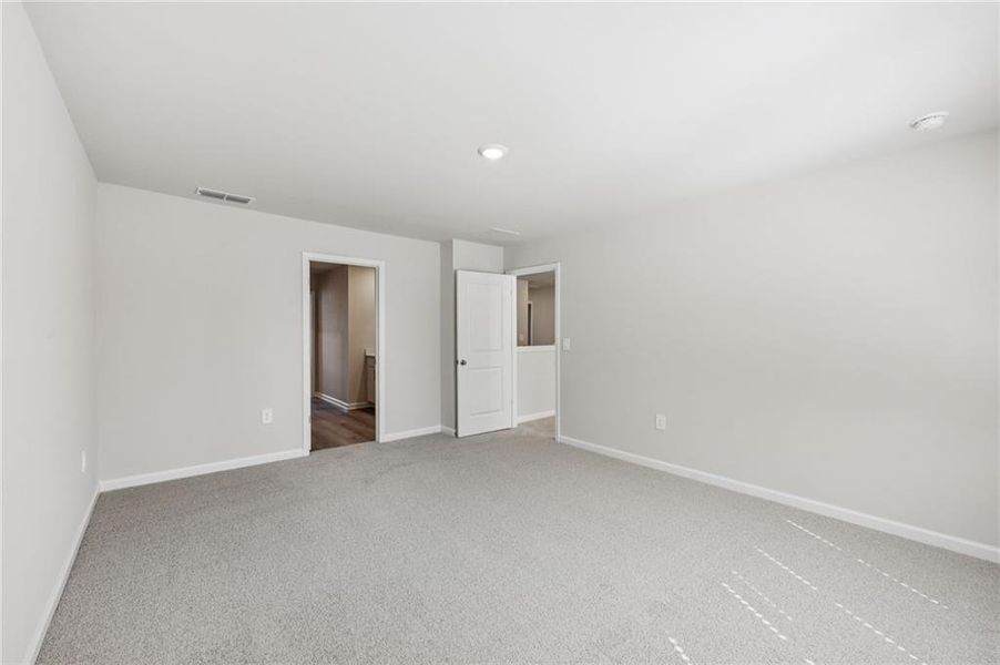 Spacious, unfurnished interior of a new home in Parkside at Grayson, Grayson (Image 27).