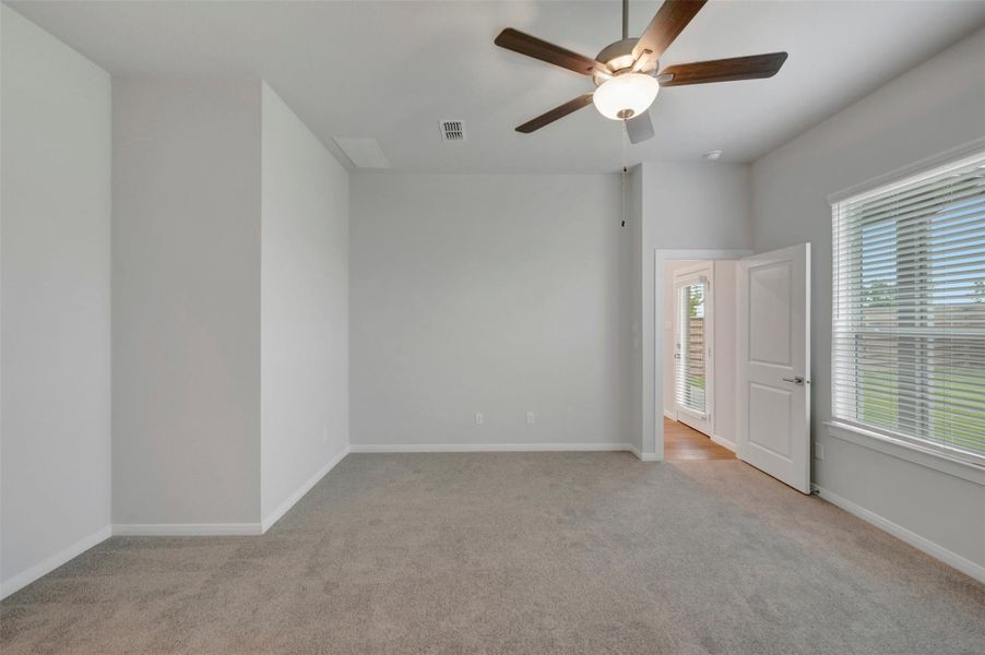 Spacious, unfurnished interior of a new home in Austin Point - Terrace Collection, Richmond (Image 18).