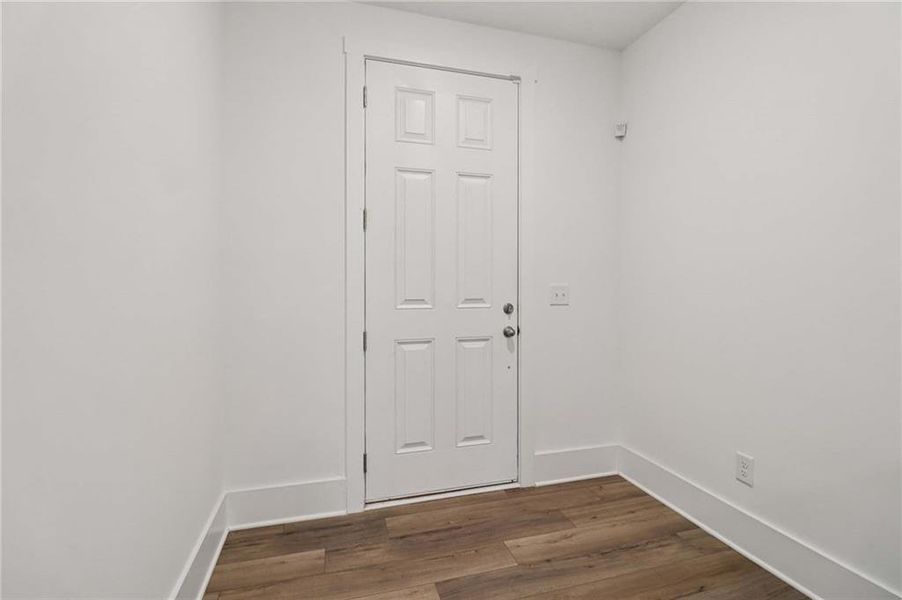 Spacious, unfurnished interior of a new home in Park Vue, Atlanta (Image 17). Spacious, unfurnished interior of a new home in Park Vue, Atlanta (Image 17).