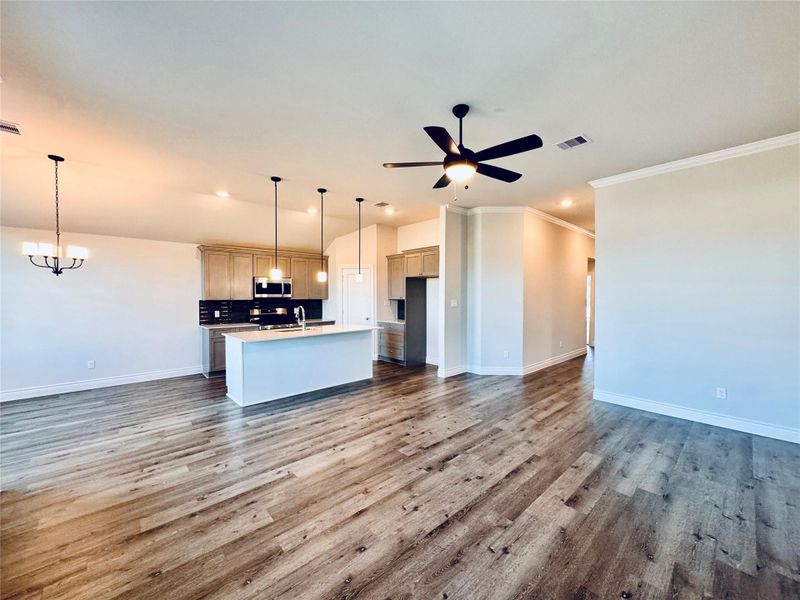 Spacious, unfurnished interior of a new home in Grand Oaks Reserve, Cleveland (Image 24). Spacious, unfurnished interior of a new home in Grand Oaks Reserve, Cleveland (Image 24).