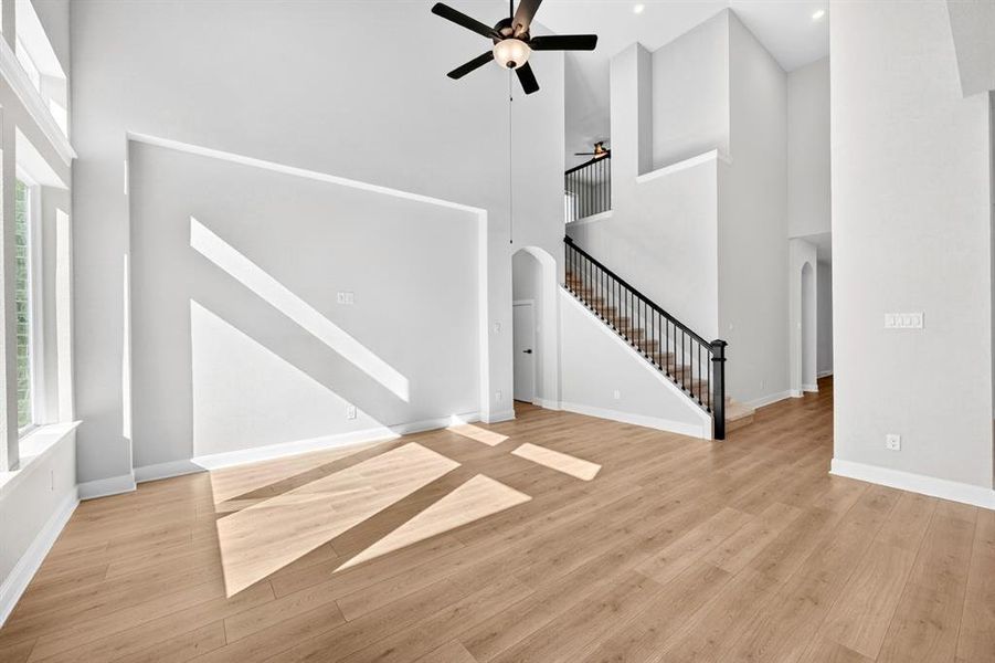 Spacious, unfurnished interior of a new home in Pecan Square - Gardens, Northlake (Image 31). Spacious, unfurnished interior of a new home in Pecan Square - Gardens, Northlake (Image 31).