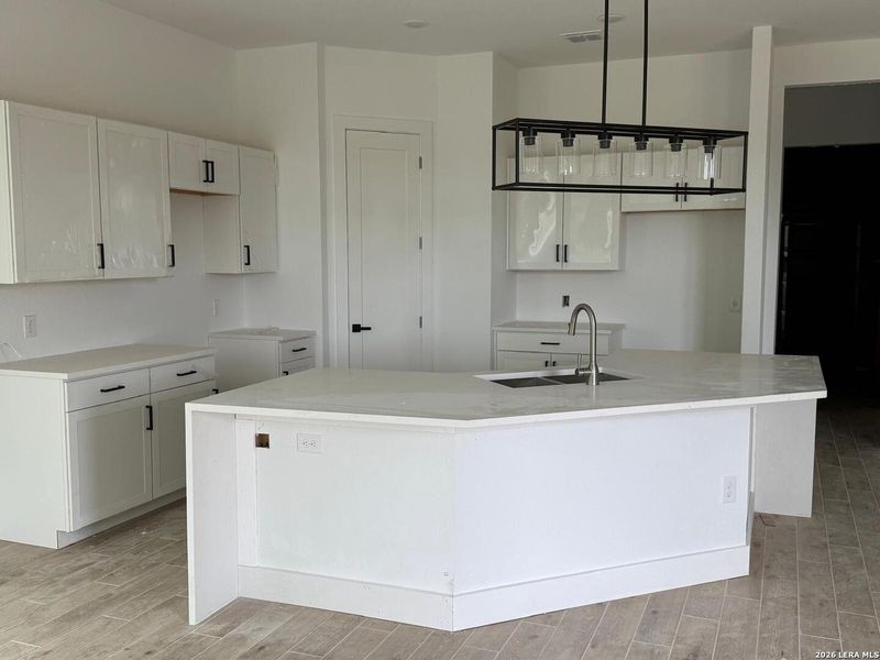 Furnished interior view inside a new home in , Blanco (Image 5).